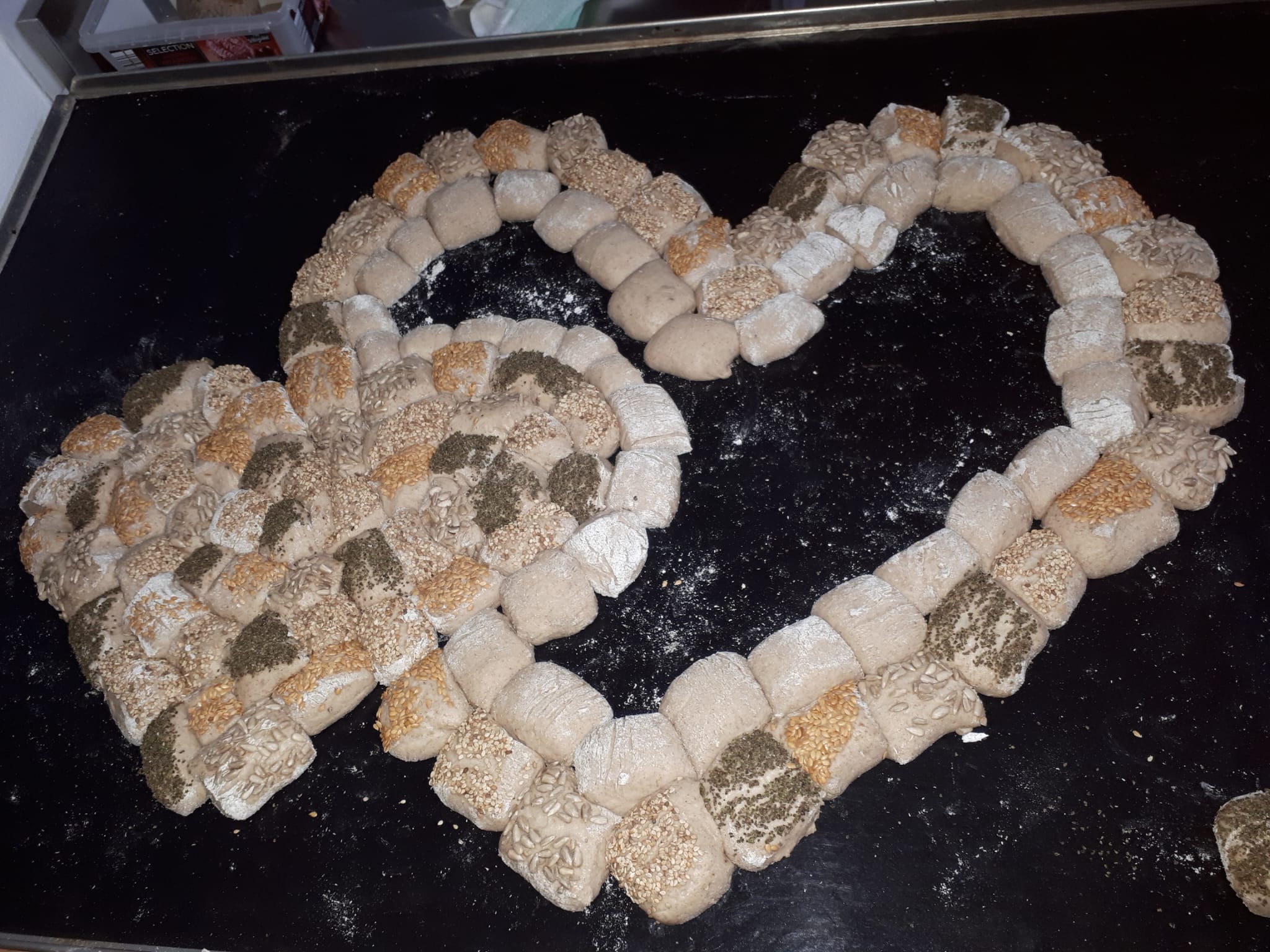 Weitere Herzbrötchen